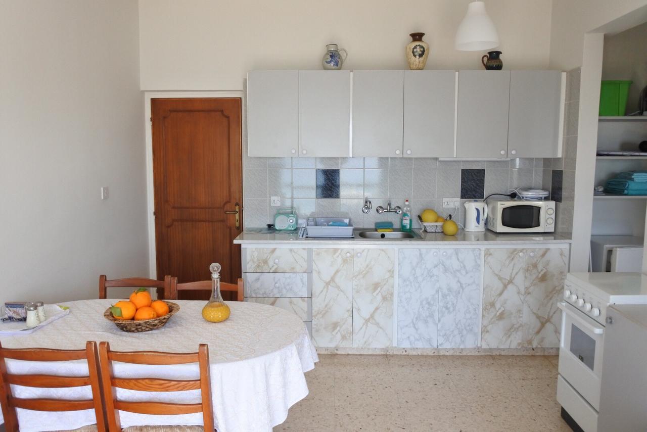 Kissonerga Beach Apartment Paphos 外观 照片