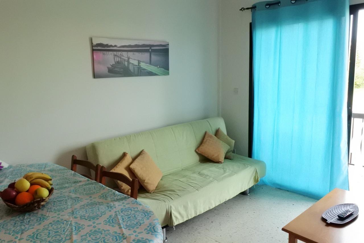 Kissonerga Beach Apartment Paphos 外观 照片